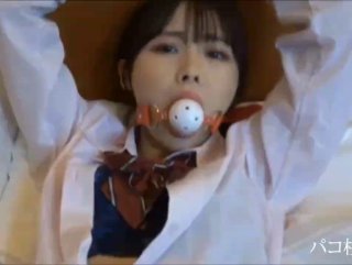 户外小桃子嫩妹和炮友啪啪，性感黑丝骑乘抽插